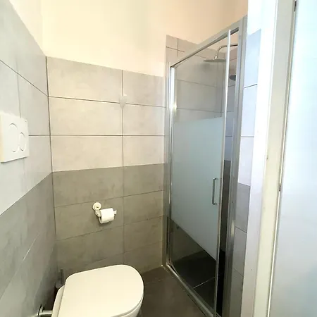 Hotel Easy Parme